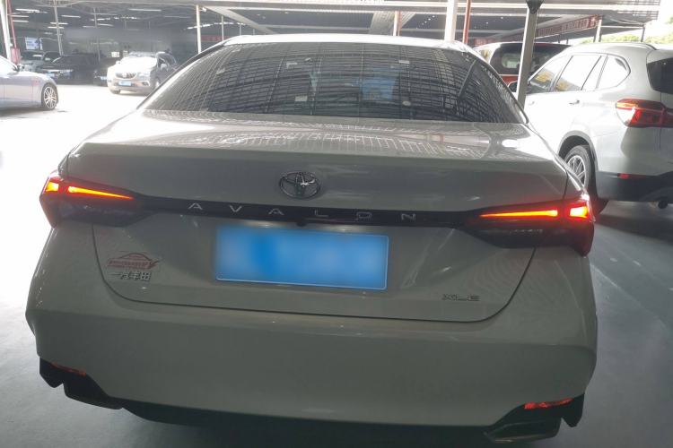 Used Toyota Avalon 2019 2.0L XLE Premium Edition China VI

