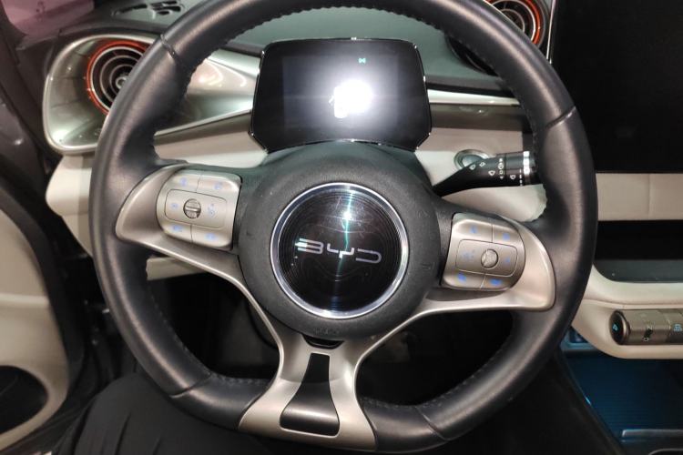 Used BYD Dolphin 2021 405 km Fashion Edition
