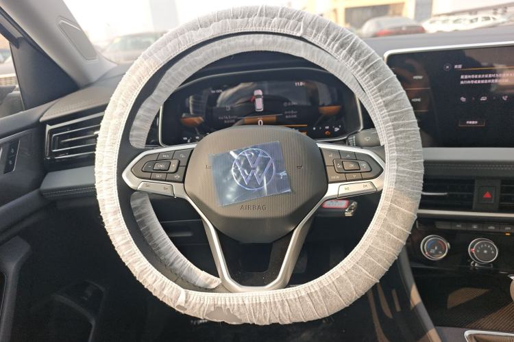 Used Volkswagen Sagitar 2025 Facelifted 300TSI DSG Flyover Edition