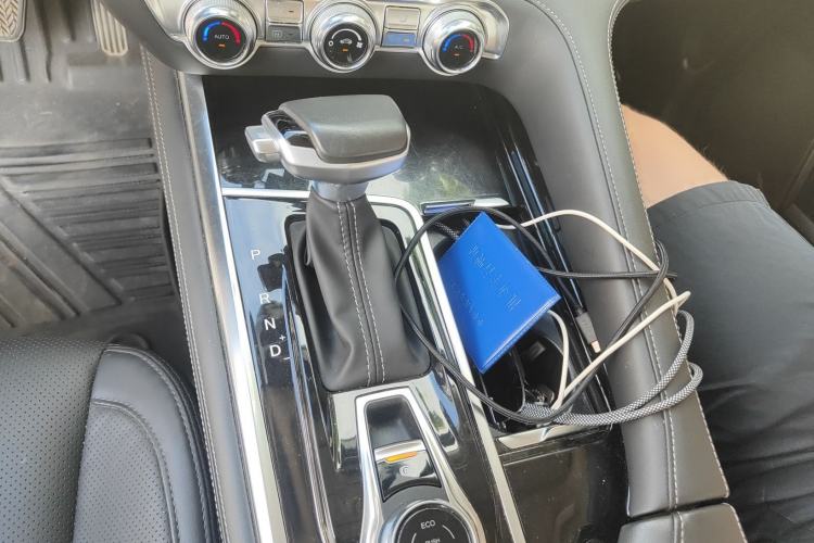 Used Changan CS95 2019 2.0T Two-Wheel-Drive Luxury Version
