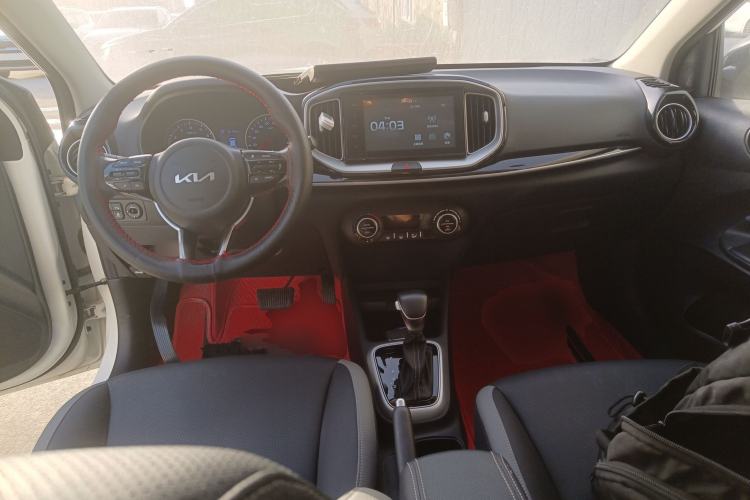 Used Kia Stonic 2021 1.4L CVT Fun & Sunroof Model
