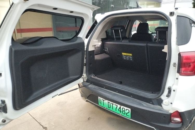 Used BYD Yuan New Energy 2019 EV535 Smart Connect Trendsetting Model
