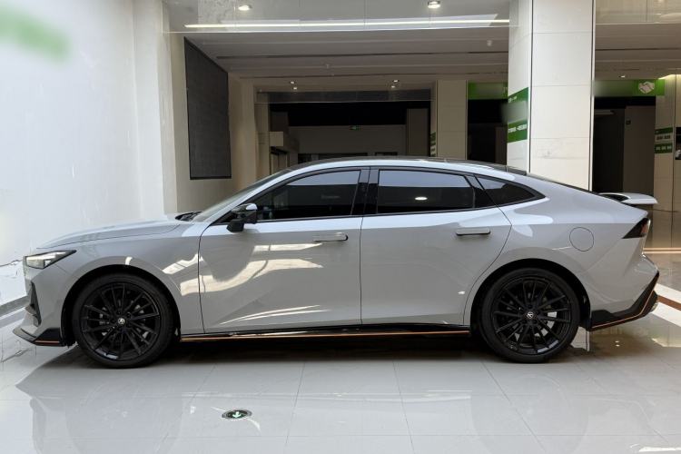 Used Changan UNI-V 2022 1.5T Sport Edition
