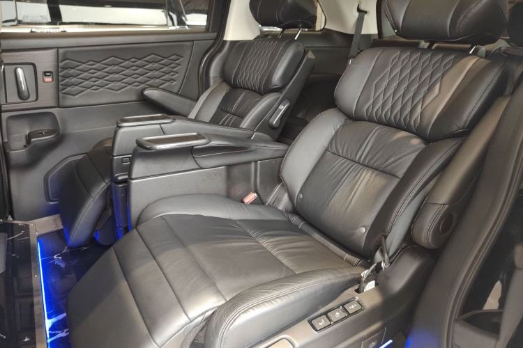 Used Honda Elysion 2022 2.0L eHEV Luxury Edition
