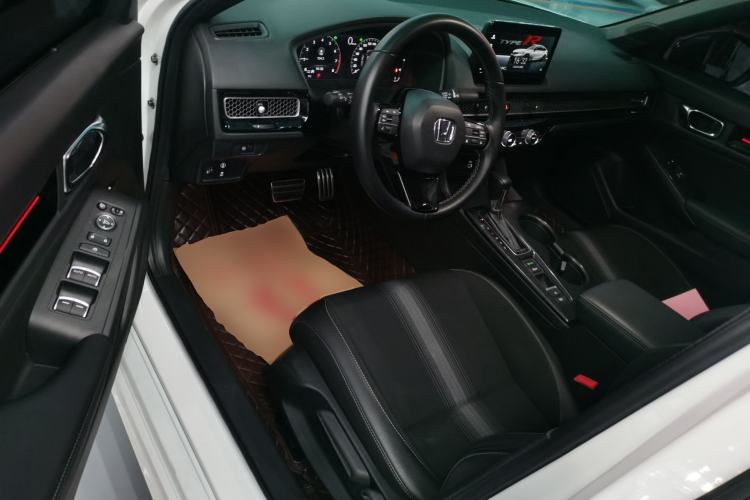 Used Honda Civic 2022 240TURBO CVT Dynamic Edition
