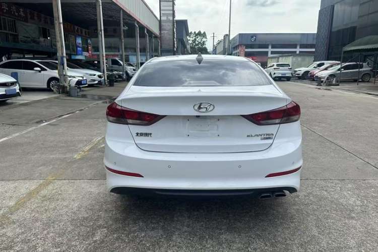 Used Hyundai Elantra 2018 1.4T Dual-Clutch Xuan Dong · Dynamic Edition
