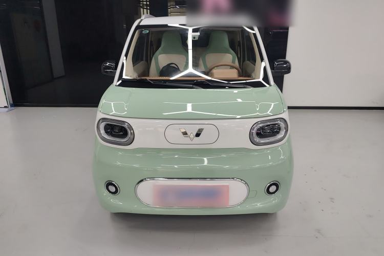 Used Wuling Hongguang MINIEV 2024 3rd Generation 215km Advanced Version
