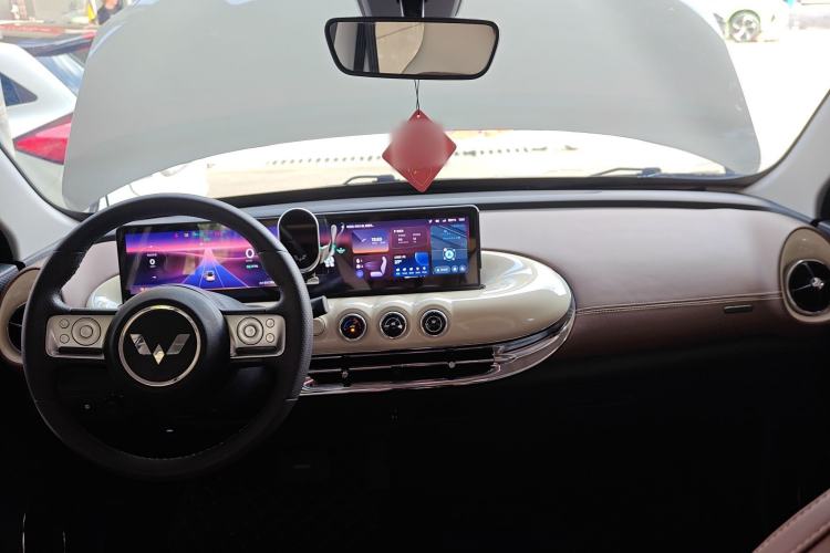 Used Wuling Bingo 2023 333 km Lingxi Connected Version
