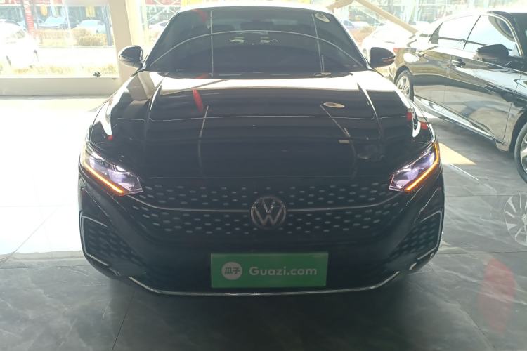 Used Volkswagen Passat 2024 380TSI Starry Dragon Edition
