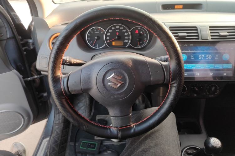 Used Suzuki Swift 2016 1.5L Manual Fashion Edition Cool Play Version