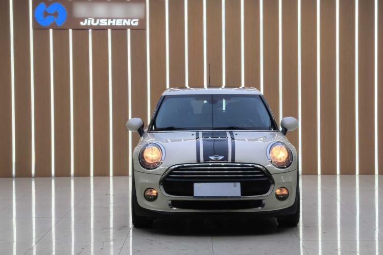 Used  MINI 2016 1.2T ONE Pioneer Edition Five-Door Version

