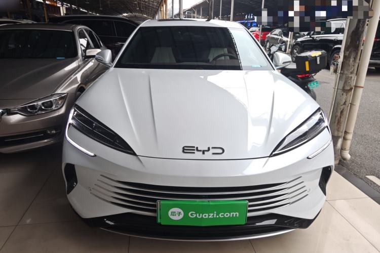 Used BYD Seal 2023 DM-i 1.5L 121km Prestige Model
