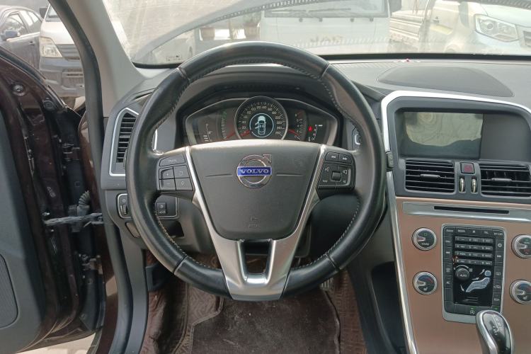 Used Volvo XC60 2017 T5 Smart Upgrade Edition
