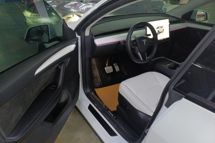 Used Tesla Model Y 2024 Rear-Wheel-Drive Version