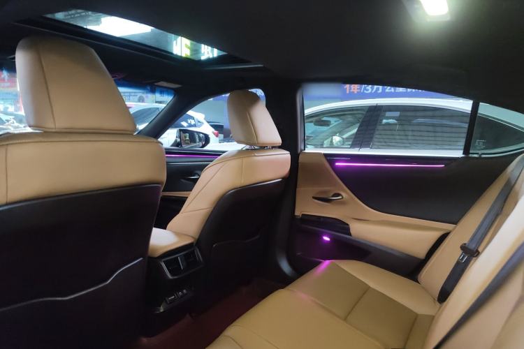 Used Lexus ES 2020 200 Excellence Edition