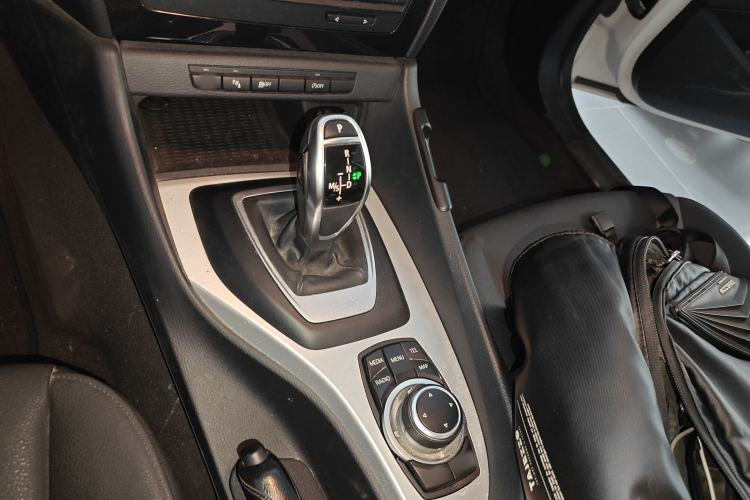 Used BMW X1 2014 sDrive18i Leading Model
