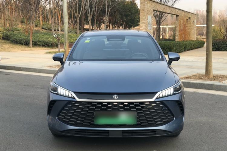 Used BYD Qin PLUS 2025 DM-i Smart Drive 120KM Superior Model
