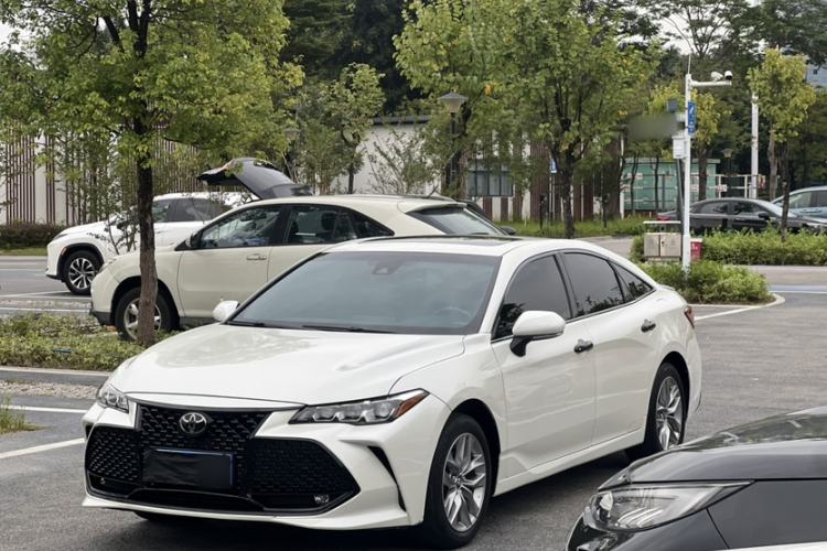 Used Toyota Avalon 2019 2.0L Luxury Edition China VI Standard
