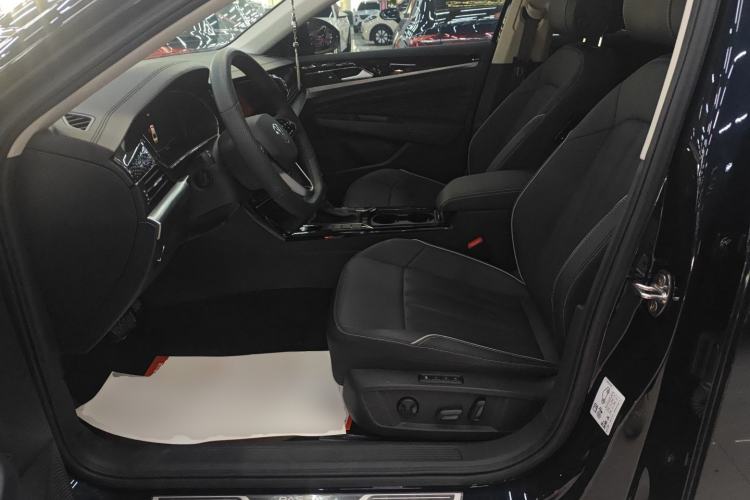 Used Volkswagen Passat 2024 380TSI Dragon Edition
