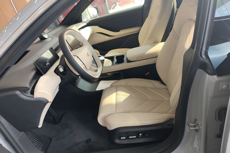 Used Nio ET5T 2025 75 kWh Touring