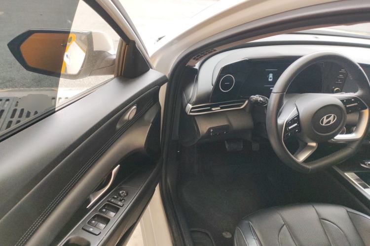 Used Hyundai Elantra 2023 1.5L CVT GLX Elite Edition