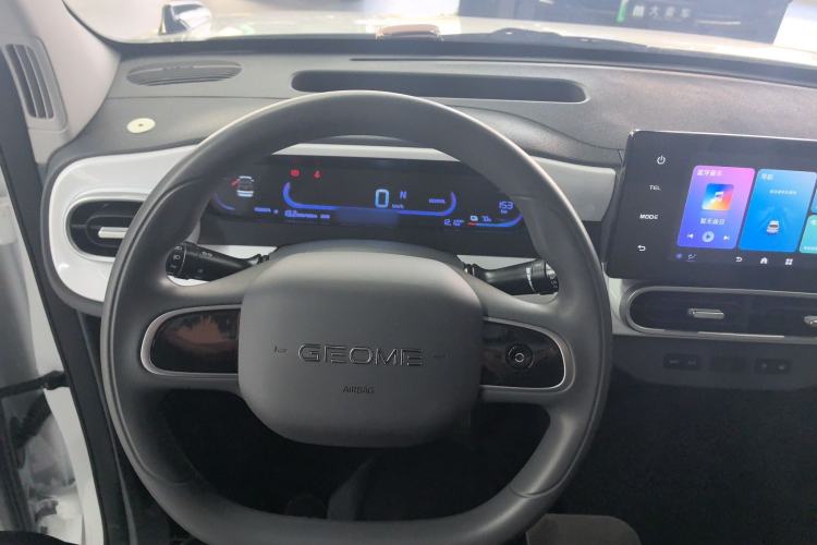 Used  Panda 2025 210km Panda Rider
