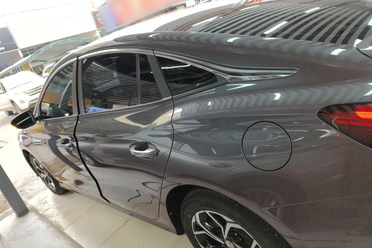 Used MG 5 2023 180 DVVT CVT Fashion Edition
