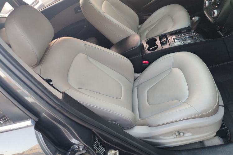 Used Bestune X80 2015 1.8T Automatic Luxury Model
