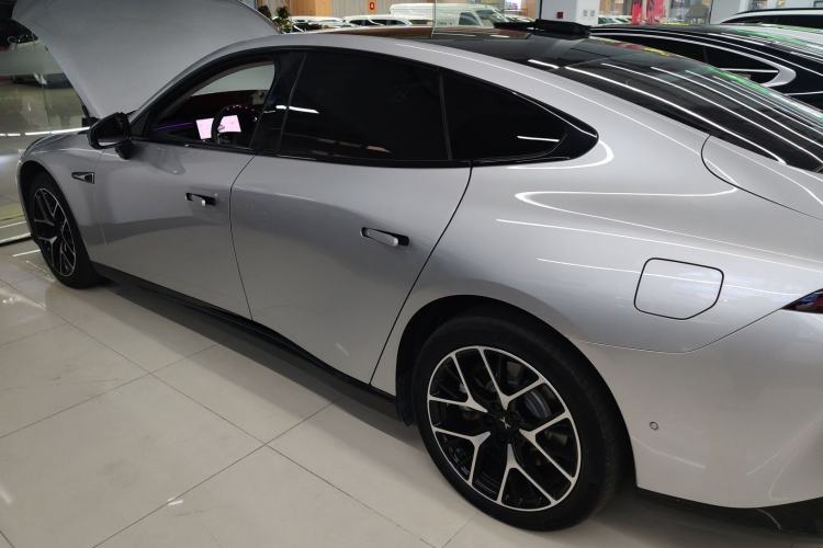 Used XPeng P7 2023 P7i 610 Max Performance Edition
