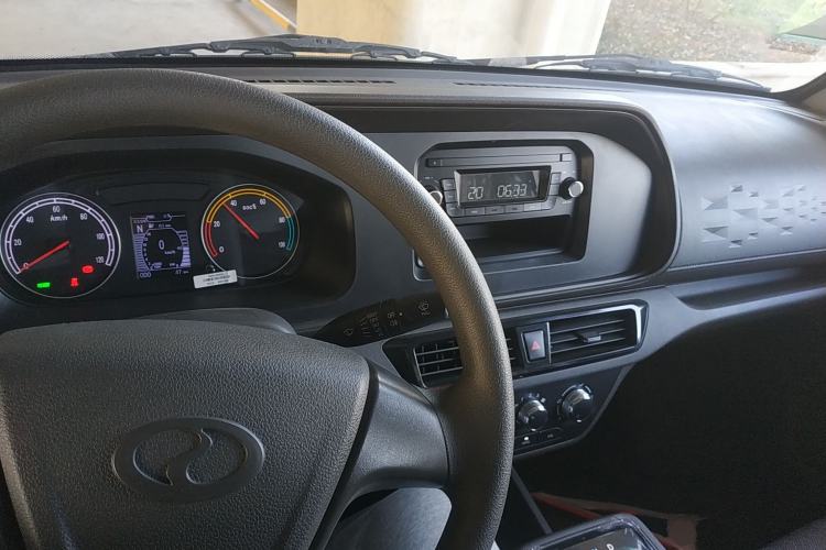 Used Ruichi EC71 2024 EC71L Cargo Pioneer I Model 41.85 kWh
