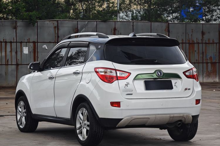 Used Changan CS35 2015 1.6L Automatic Luxury Model China V Standard
