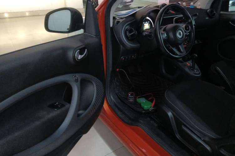 Used  fortwo 2018 1.0L 52kW Hardtop Passion Edition China V Standard
