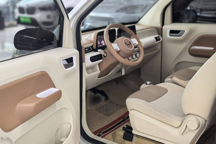 Used Wuling Hongguang MINIEV 2024 3rd Generation 215km Advanced Version
