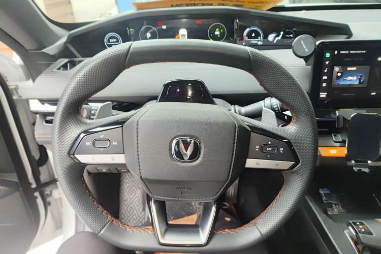 Used Changan UNI-V 2022 1.5T Sport Edition
