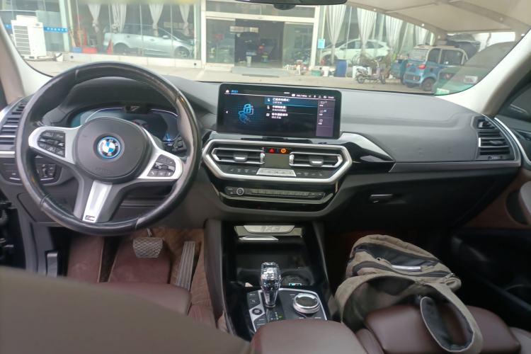 Used BMW iX3 2021 Updated Leading Edition
