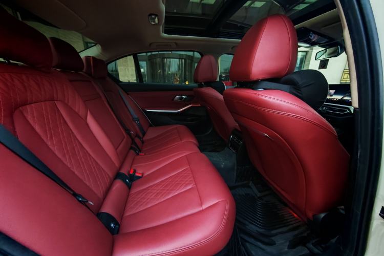 Used BMW i3 2024 eDrive 35 L
