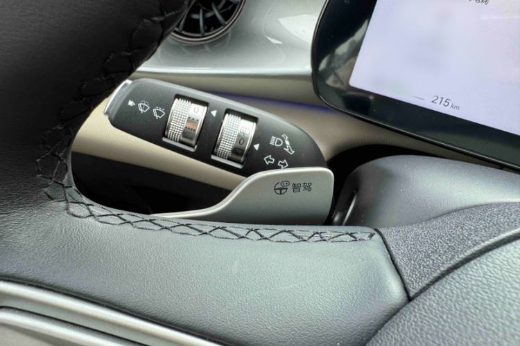 Used BYD Dolphin 2025 Intelligent Driving Version 410 km Fashion Edition
