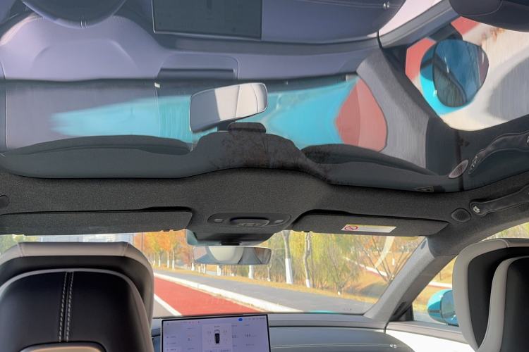 Used  SU7 2024 Rear-Drive Ultra-Long Range Advanced Pro-Level Intelligent Driving Version
