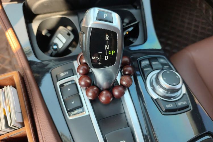 Used BMW 5 Series 2017 520Li Elegant Edition
