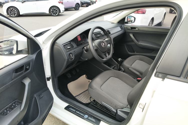 Used Volkswagen Santana 2019 1.5L Manual Fashion Edition China VI Standard
