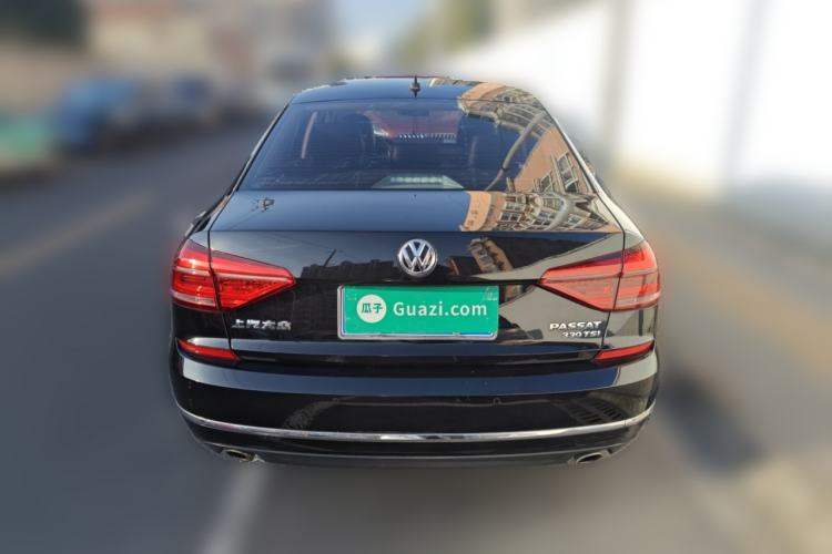 Used Volkswagen Passat 2017 330TSI DSG Luxury Edition
