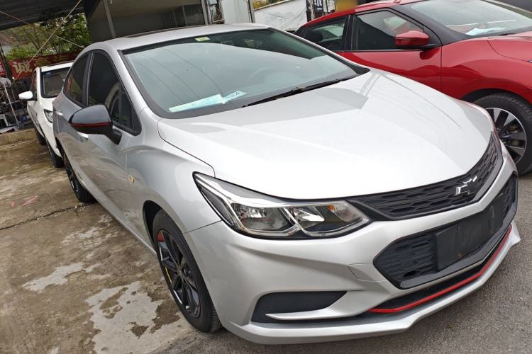 Used Chevrolet Cruze 2018 Redline 320 Automatic Pioneer Edition
