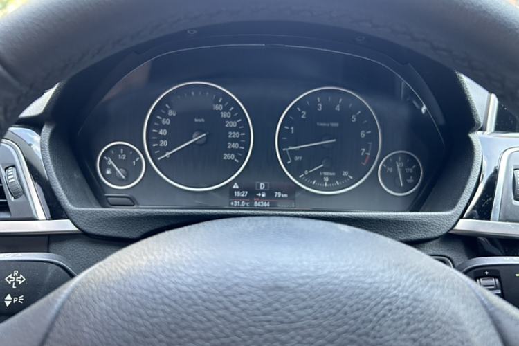 Used BMW 3 Series 2017 320Li Fashion Model
