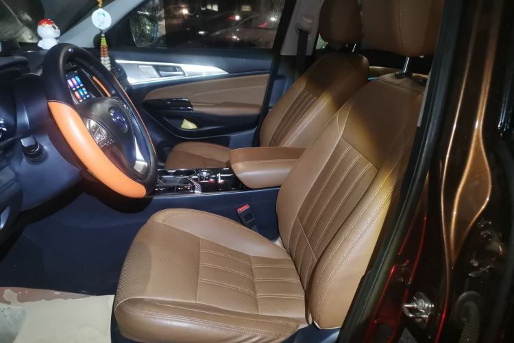 Used Changan CS95 2017 2.0T Four-Wheel Drive ZhiZun Edition