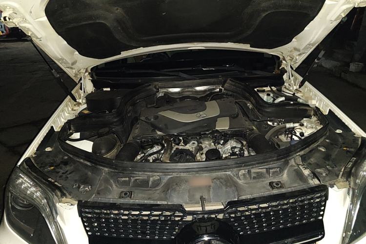 Used Mercedes-Benz GLK-Class 2013 GLK 300 4MATIC Dynamic Sunroof Model