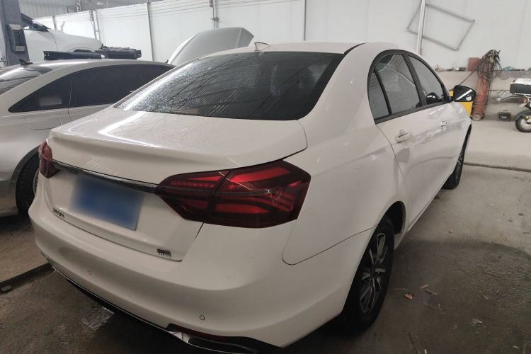Used Geely Auto Emgrand 2019 Leading Edition 1.5L CVT Luxury Model China VI Standard
