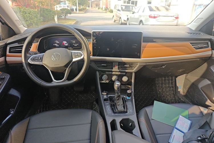 Used Volkswagen Bora 2023 200TSI DSG SmartDrive PRO Edition
