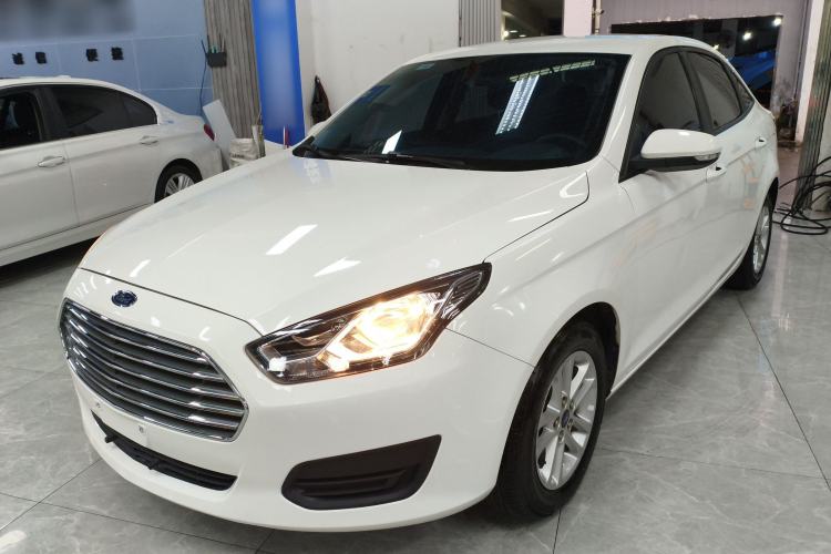 Used Ford Escort 2019 Revised 1.5L Automatic ZhiXiang Version (Tire Pressure Monitoring) China VI Standard