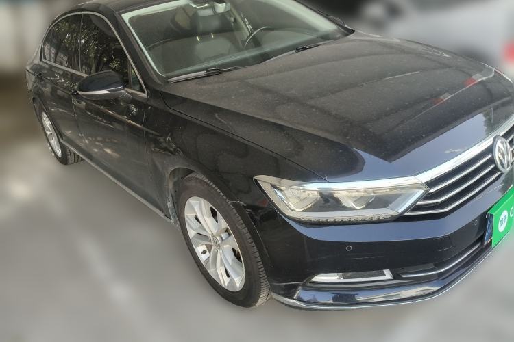 Used Volkswagen Magotan 2017 330TSI DSG Luxury Model
