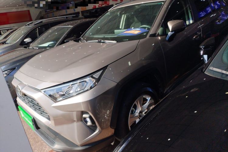 Used Toyota RAV4 2023 2.0L CVT Two-Wheel Drive Urban Edition
